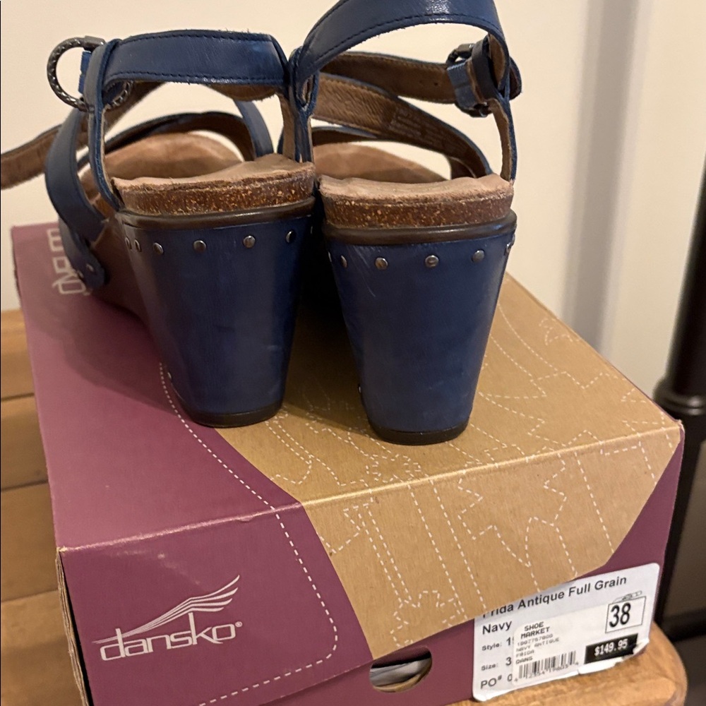 Dansko Women's Blue Strappy Sandals - Picture 5 of 11